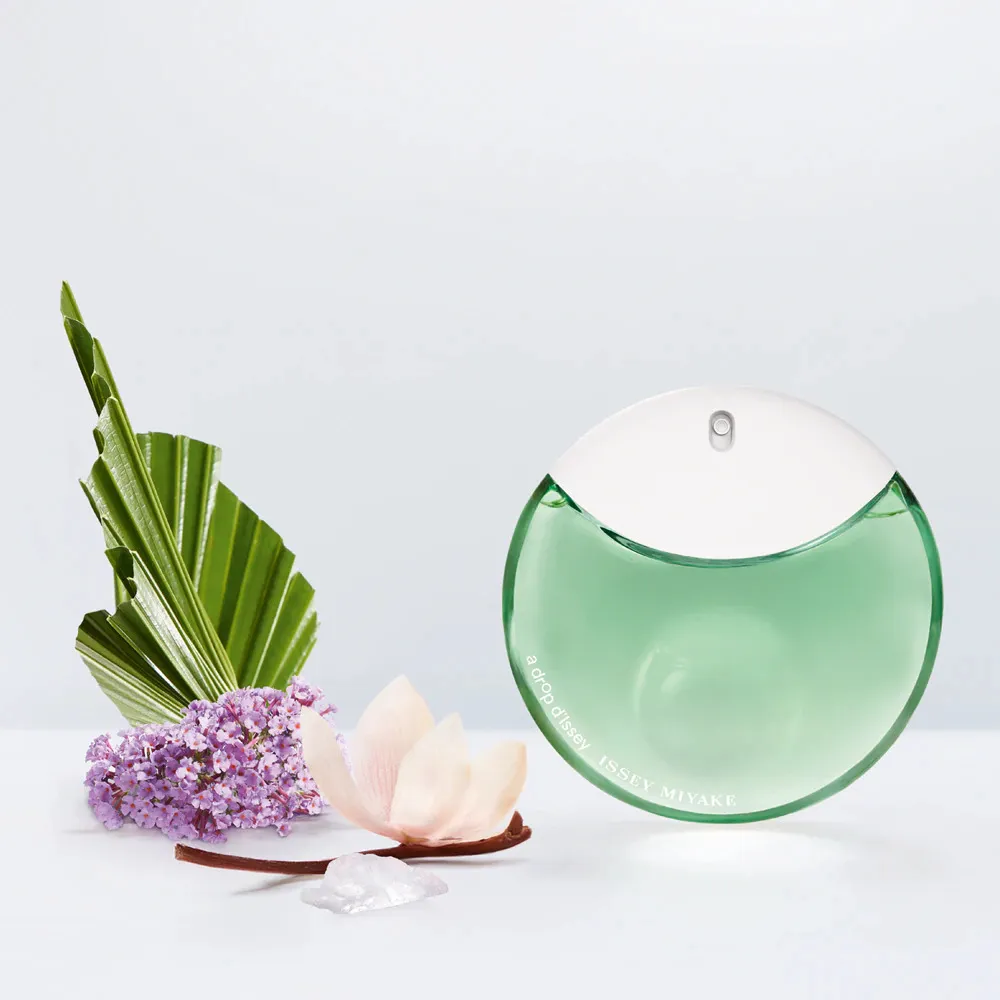 A Drop d'Issey Essentielle eau de parfum pour femmes 90 ml