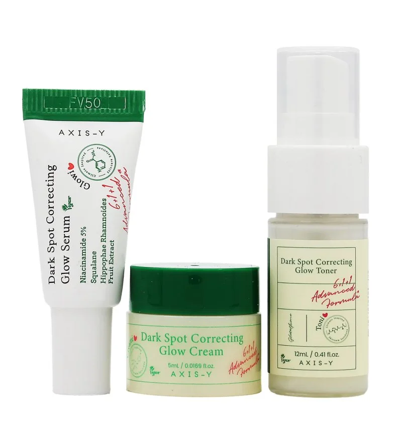 The Mini Glow Trio coffret cadeau brume tonifiante 12 ml + sérum éclat 5 ml + crème-gel correctrice
