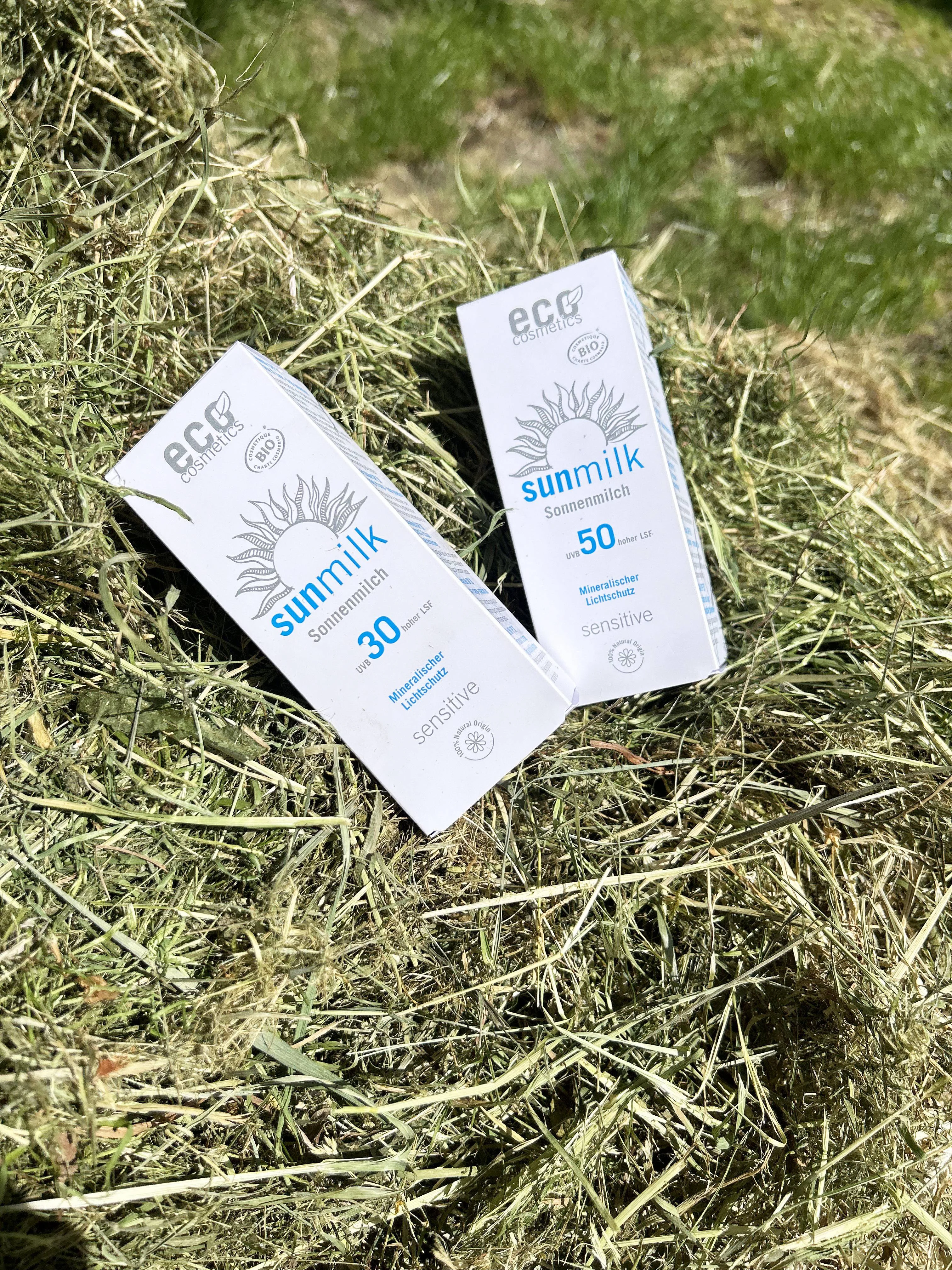 Eco Cosmetics Lait solaire SPF 30 Sensitive BIO (75 ml) - avec des filtres minéraux naturels