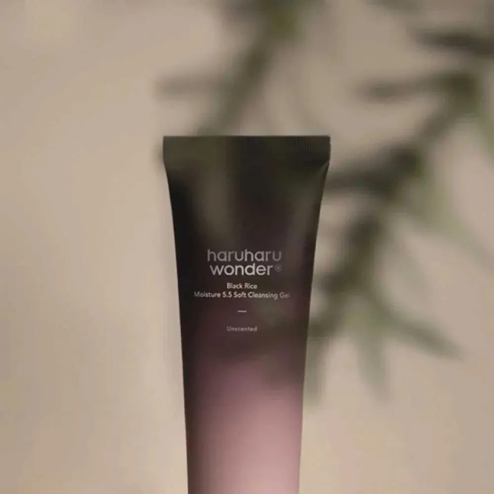 Wonder Black Rice Moisture 5.5 Soft Cleansing Gel gel nettoyant doux pour le visage au pH 5,5 100 ml