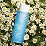 Démaquillant instantané pour les yeux aux extraits de gentiane jaune des Alpes et de bleuet 125 ml