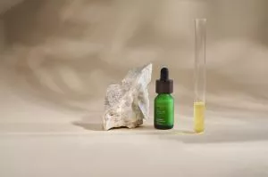 Kvitok Intenzivní skin serum CBD/sérum intensif pour le visage CBD 15ml