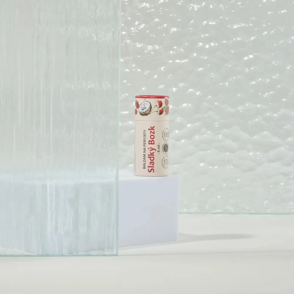 Kvitok Baume à lèvres Sweet Kiss (8 ml) - colore légèrement les lèvres