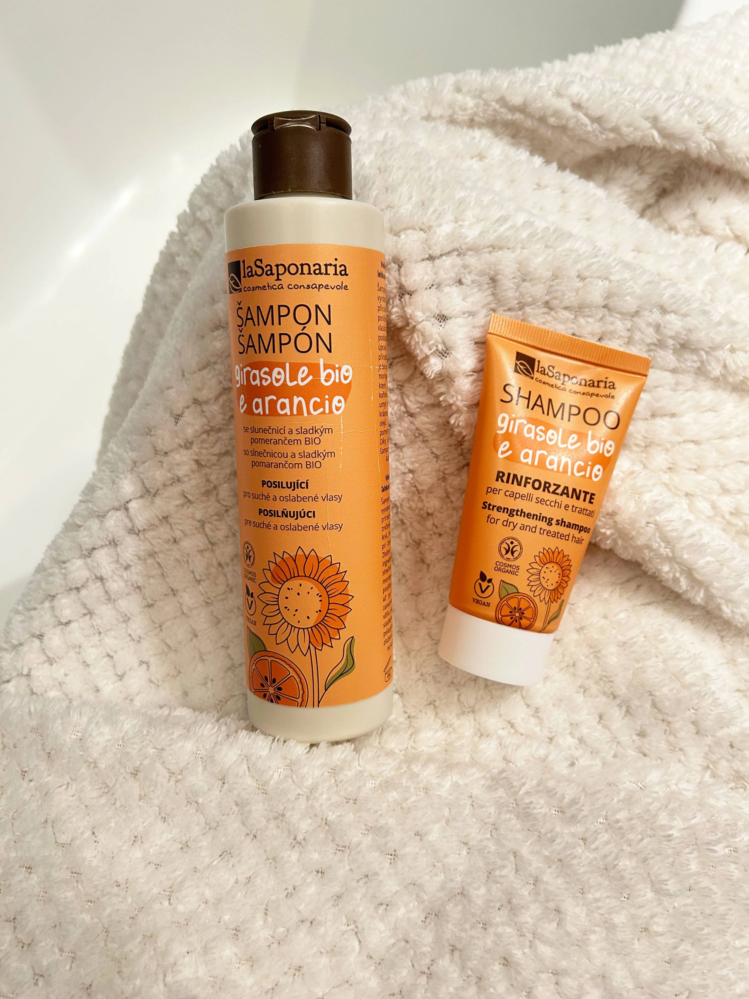 laSaponaria Shampooing au tournesol et à l'orange douce BIO 30 ml