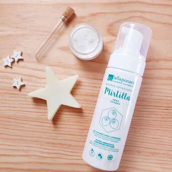 laSaponaria Mousse nettoyante extra douce pour peaux sensibles BIO 50 ml