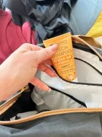 laSaponaria Gel douche et shampooing 2-en-1 à l’orange BIO et à la vitamine C pour toute la famille 500 ml - au parfum doux et revigorant