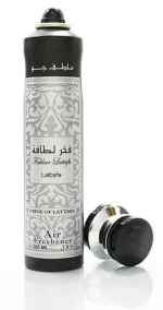 Coffret cadeau Fakhar Man - Eau de Parfum 100 ml + Spray parfumé 200 ml + Désodorisant d’intérieur 300 ml