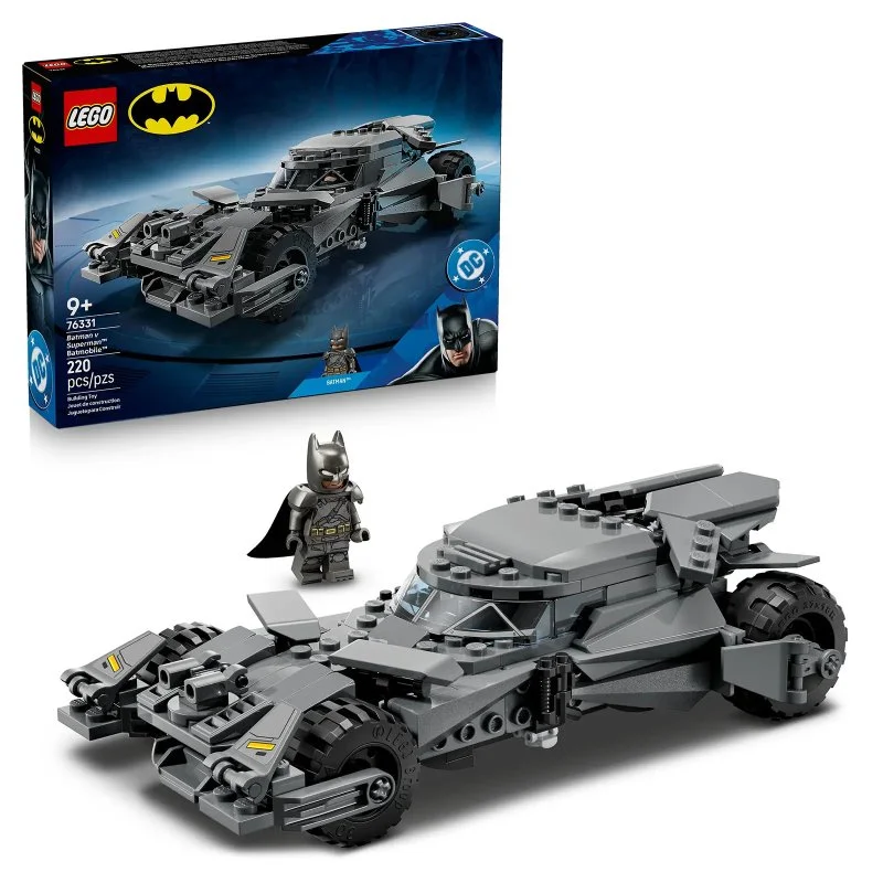 DC Batman™ 76331 Batman contre Superman™ : Batmobile