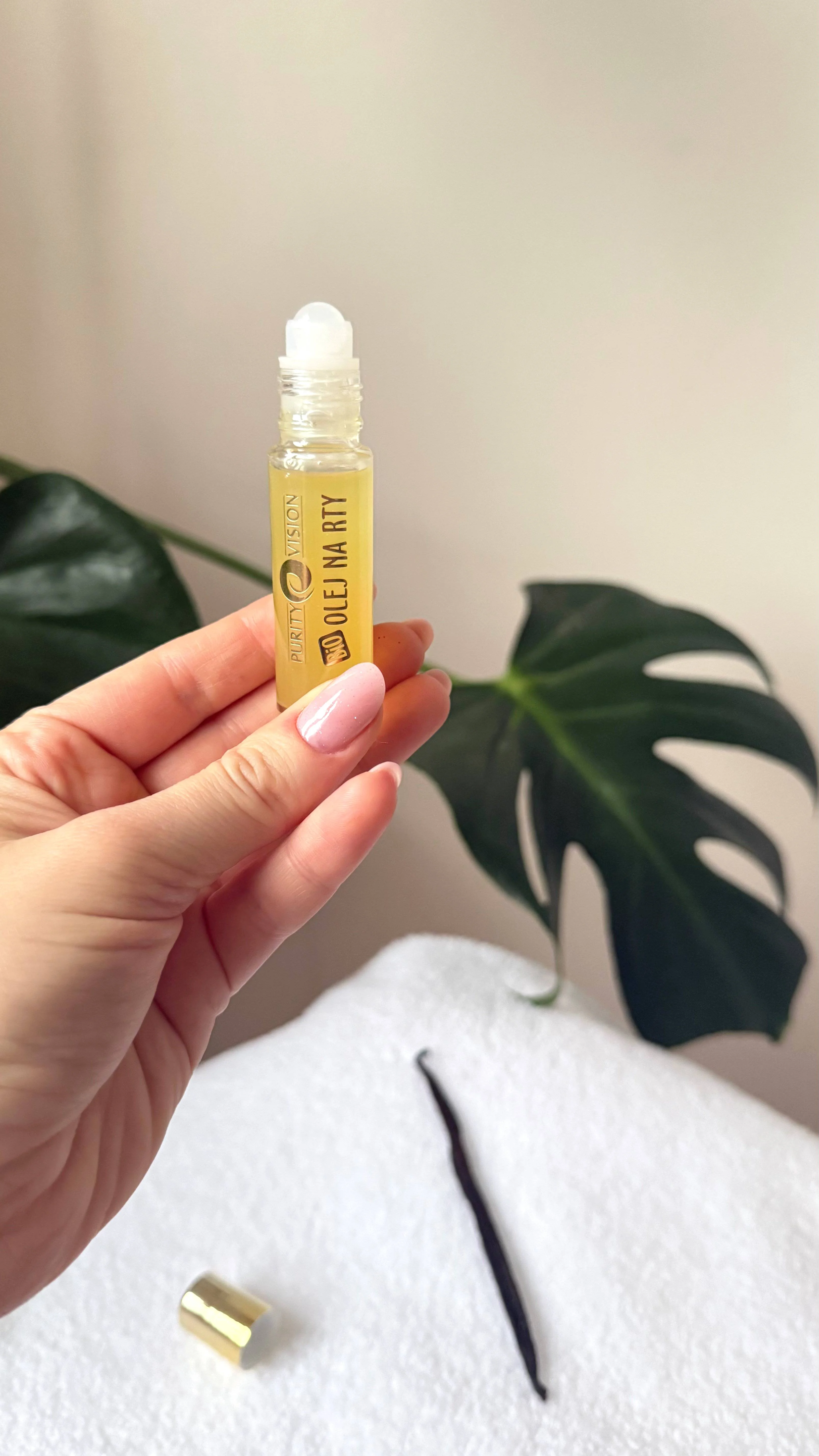 Purity Vision Huile vanillée pour les lèvres BIO (10 ml) - un soin parfumé pour les lèvres sèches