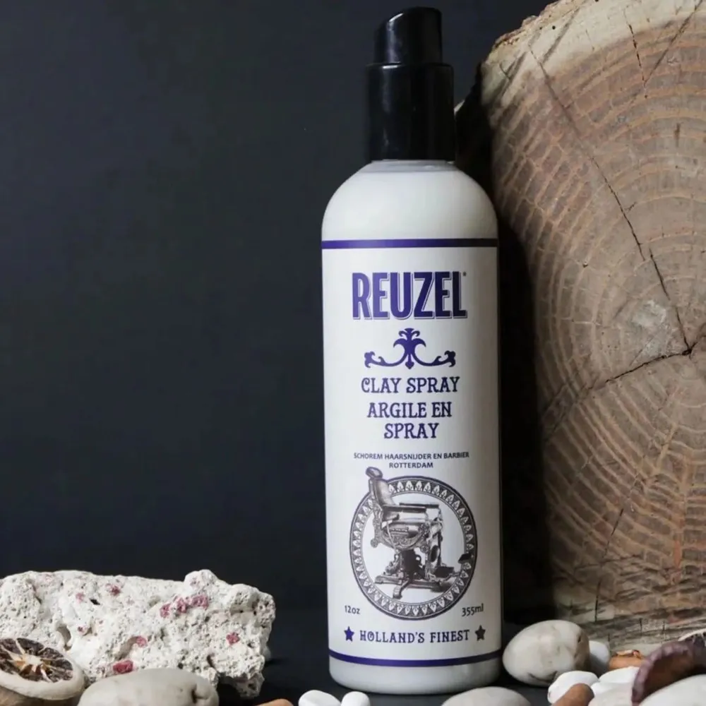 Clay Spray spray pour cheveux à fixation légère et effet mat pour homme 335 ml