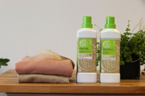 Tierra Verde Gel de lavage pour peau sensible (1 l) - idéal pour les personnes souffrant d'eczéma, d'allergies et les enfants