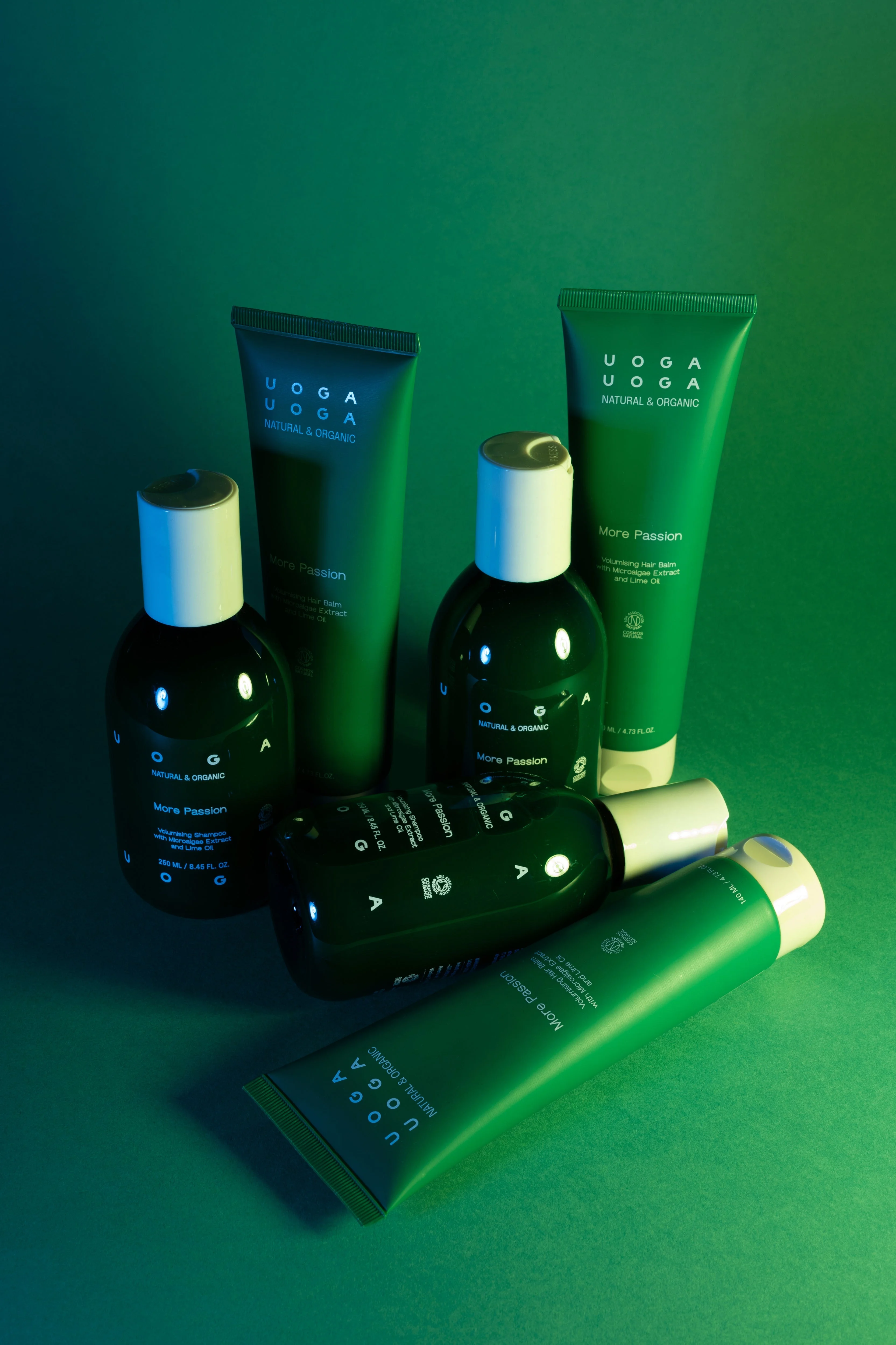 Uoga Uoga Shampooing volumateur More Passion BIO (250 ml) - pour cheveux gras et sans volume