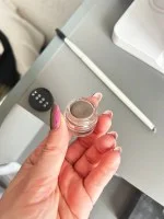 Uoga Uoga Pommade à sourcils crémeuse (2,5 ml) 796 Taupe - Brun moyen - 3 teintes pour des sourcils visiblement plus fournis