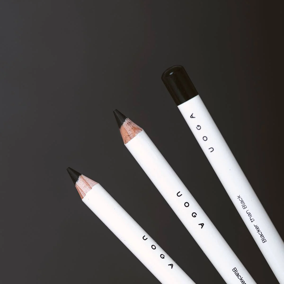 Uoga Uoga Crayon pour les yeux BIO souple 850 Blacker than Black - Noir - 4 teintes pour chaque look