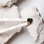 Uoga Uoga Crayon pour les yeux BIO à mine tendre 851 Melting Chocolate - Brun foncé - 4 teintes pour chaque look