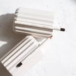Uoga Uoga Crayon pour les yeux BIO à mine tendre 851 Melting Chocolate - Brun foncé - 4 teintes pour chaque look