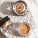 Uoga Uoga Fard à paupières minéral en poudre libre à l'ambre (1 g) 741 Gold Mine - 10 teintes