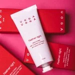 Uoga Uoga Crème nourrissante pour les mains Feather-light aux canneberges BIO (40 ml) - pour peaux sèches et sollicitées