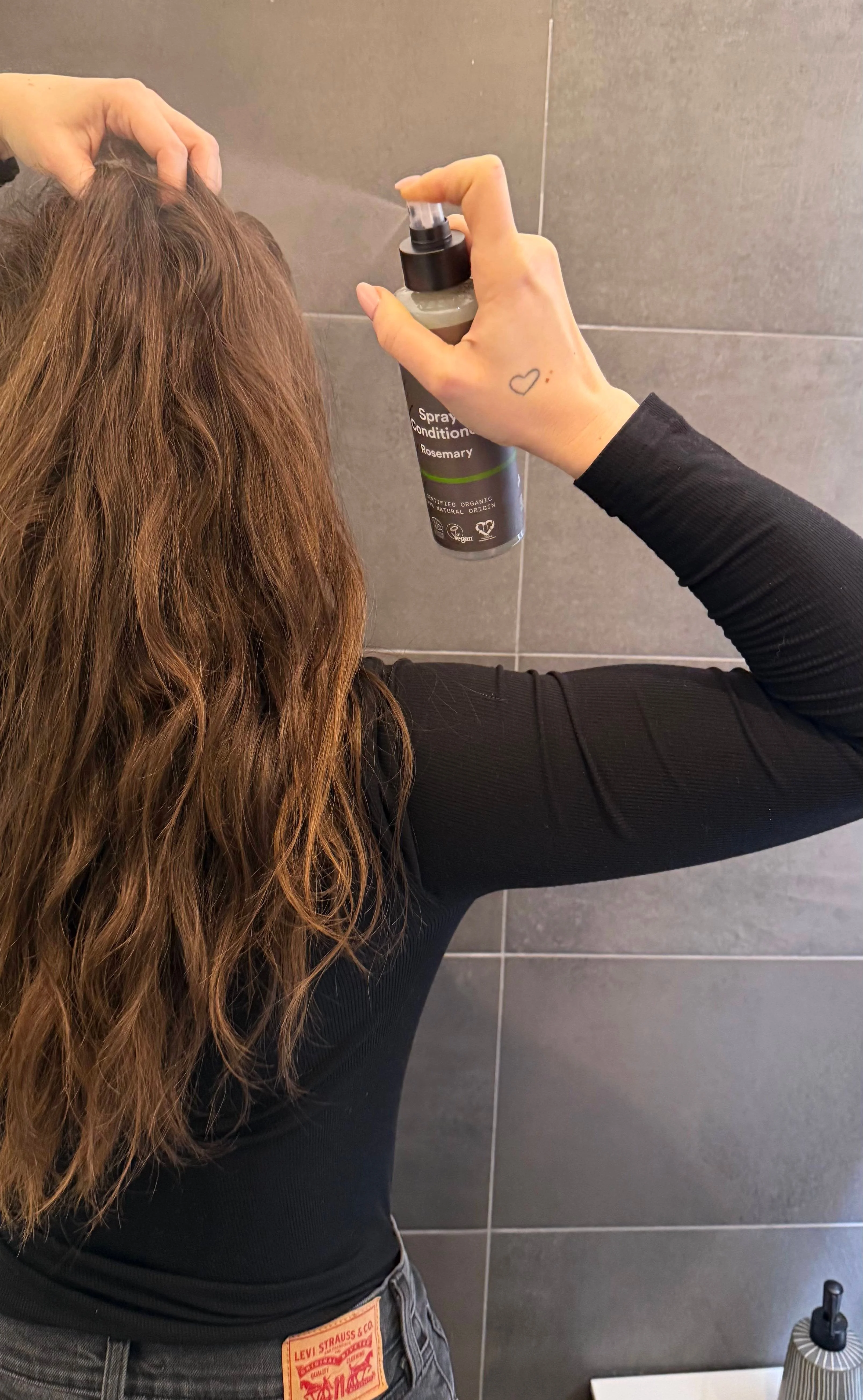 Urtekram Après-shampoing en spray au romarin BIO (250 ml)