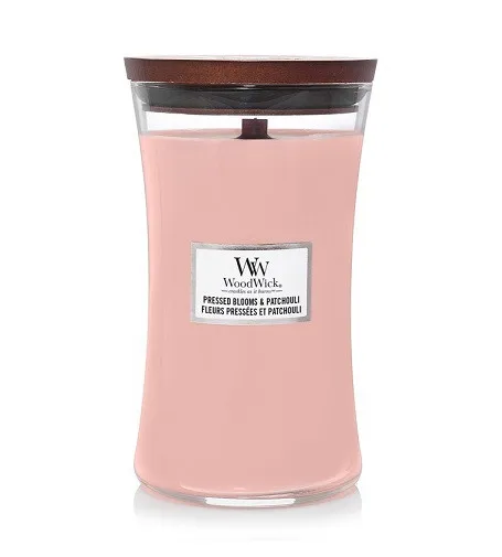 Pressed Blooms & Patchouli bougie parfumée avec mèche en bois 609,5 g