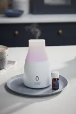 Diffuseur d'arômes ultrasonique Yankee Candle Black Cherry et huile parfumée Yankee Candle Black Cherry ultrazvukový aroma difuzér a vonný olej