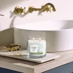 Bougie signature Yankee Candle Clean Cotton moyenne 368 g